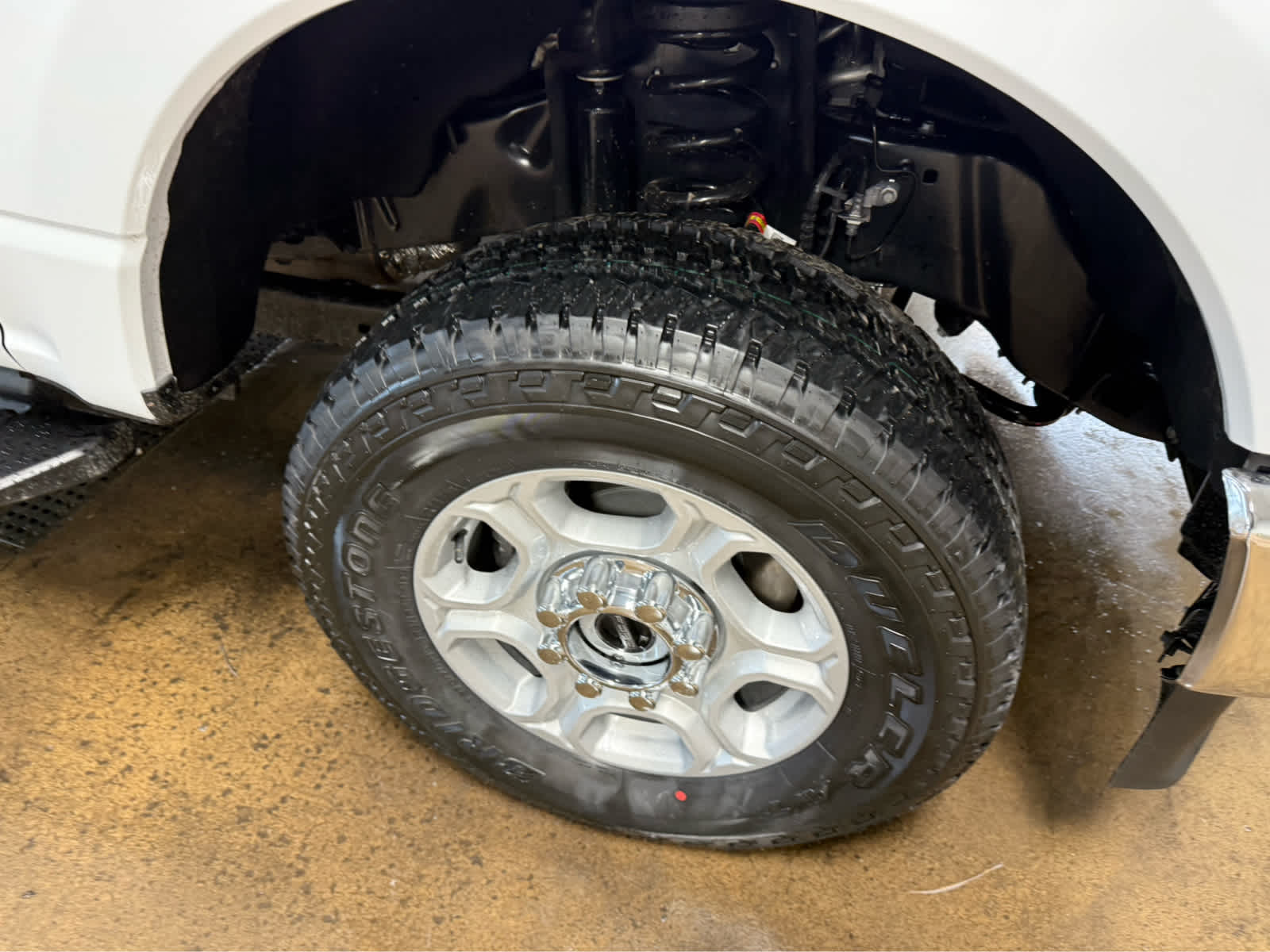 2026 Ford Super Duty F-250 SRW XLT - Oxford White exterior view 4