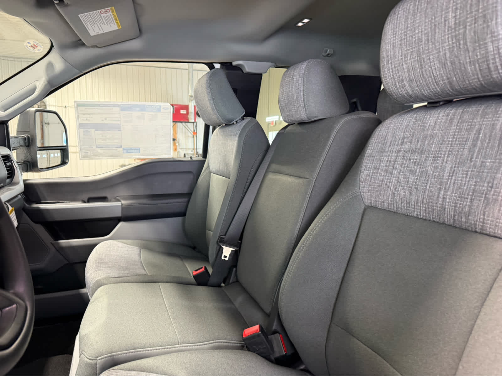 2026 Ford Super Duty F-250 SRW XLT - Oxford White exterior view 19