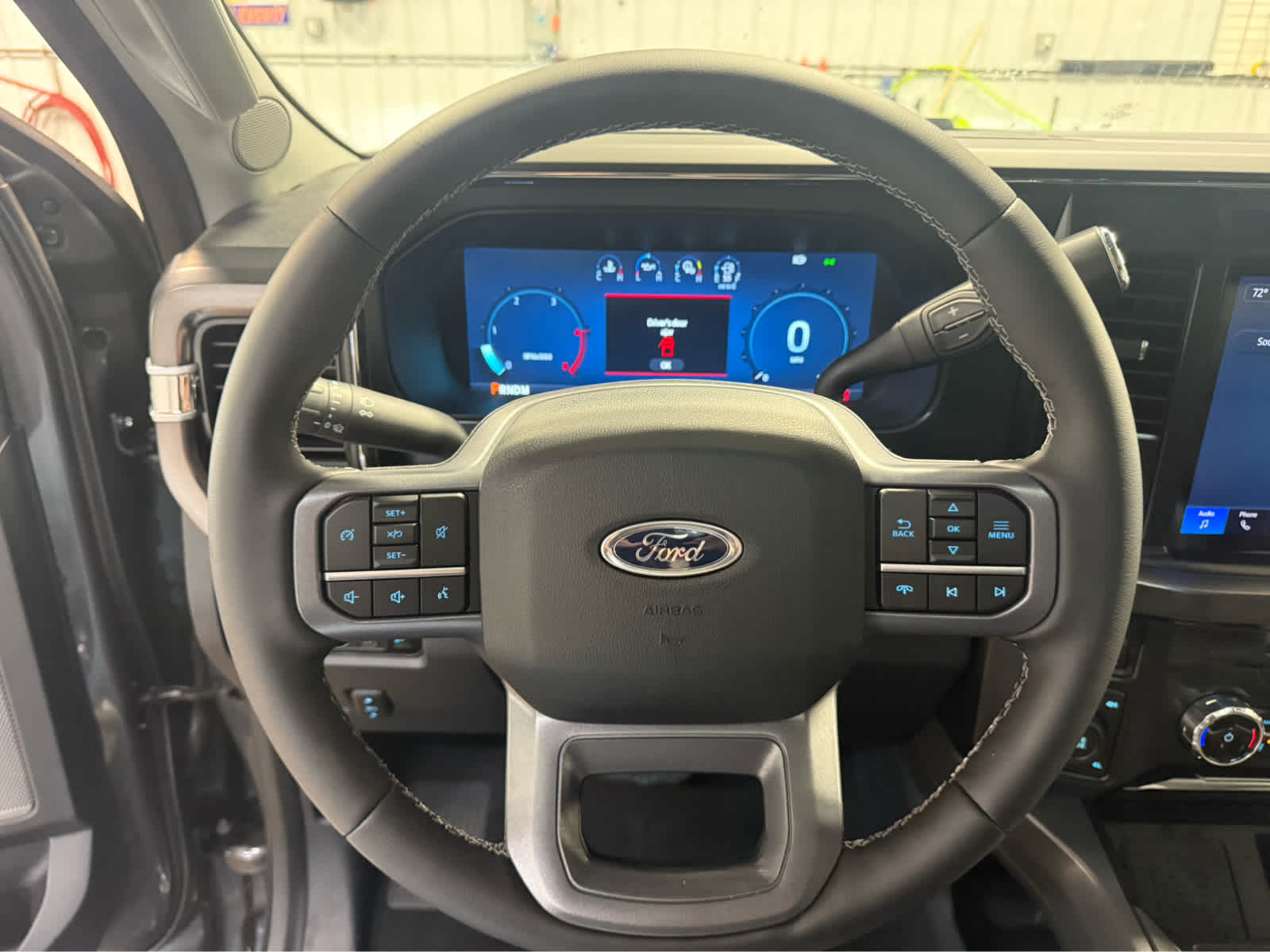 2026 Ford Super Duty F-250 SRW LARIAT - Carbonized Gray Metallic exterior view 12