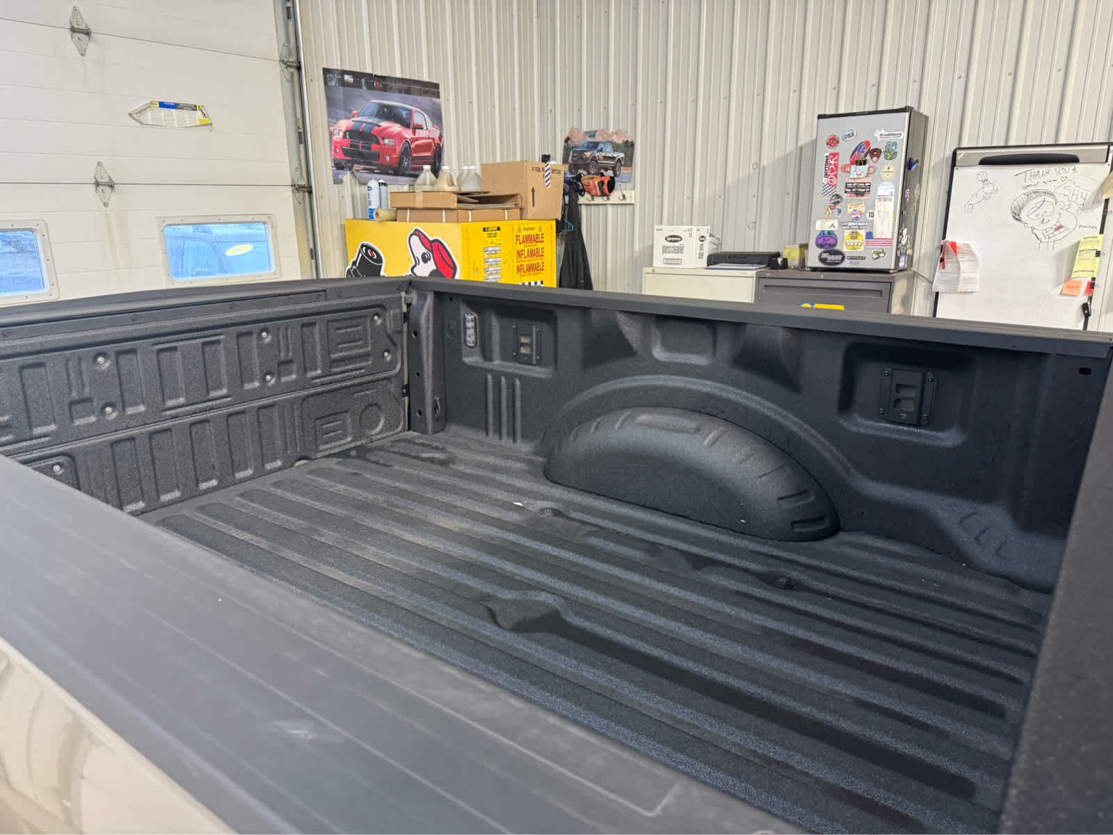 2026 Ford Super Duty F-350 SRW Pickup Platinum - Marsh Gray exterior view 6