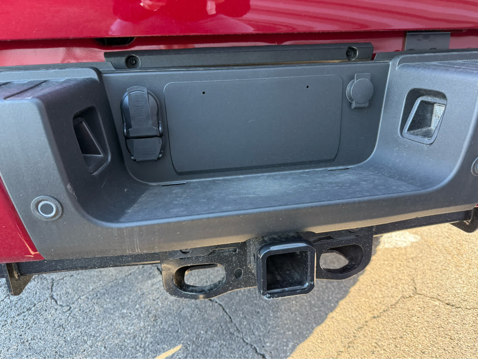 2025 Ford Super Duty F-350 SRW XLT - Ruby Red Metallic Tinted Clearcoat exterior view 9