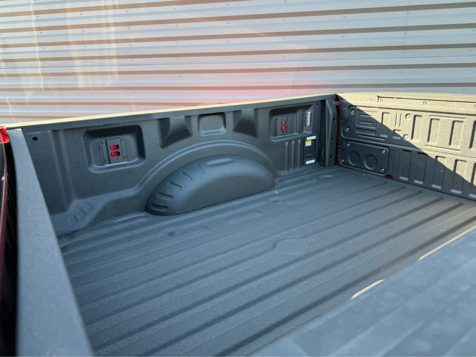 2025 Ford Super Duty F-350 SRW XLT - Ruby Red Metallic Tinted Clearcoat exterior view 7