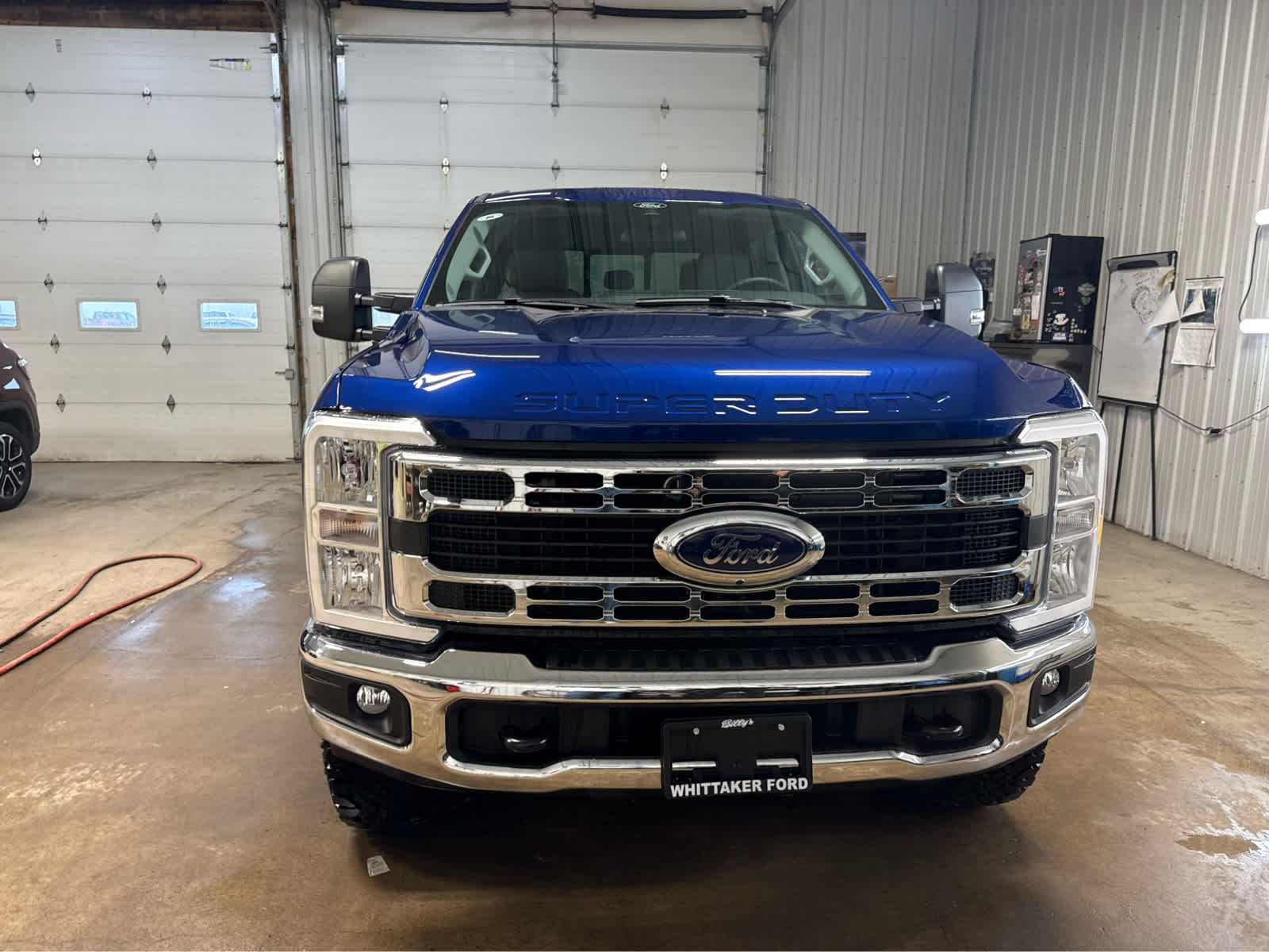 2026 Ford Super Duty F-350 SRW XLT - Argon Blue Metallic exterior view 3