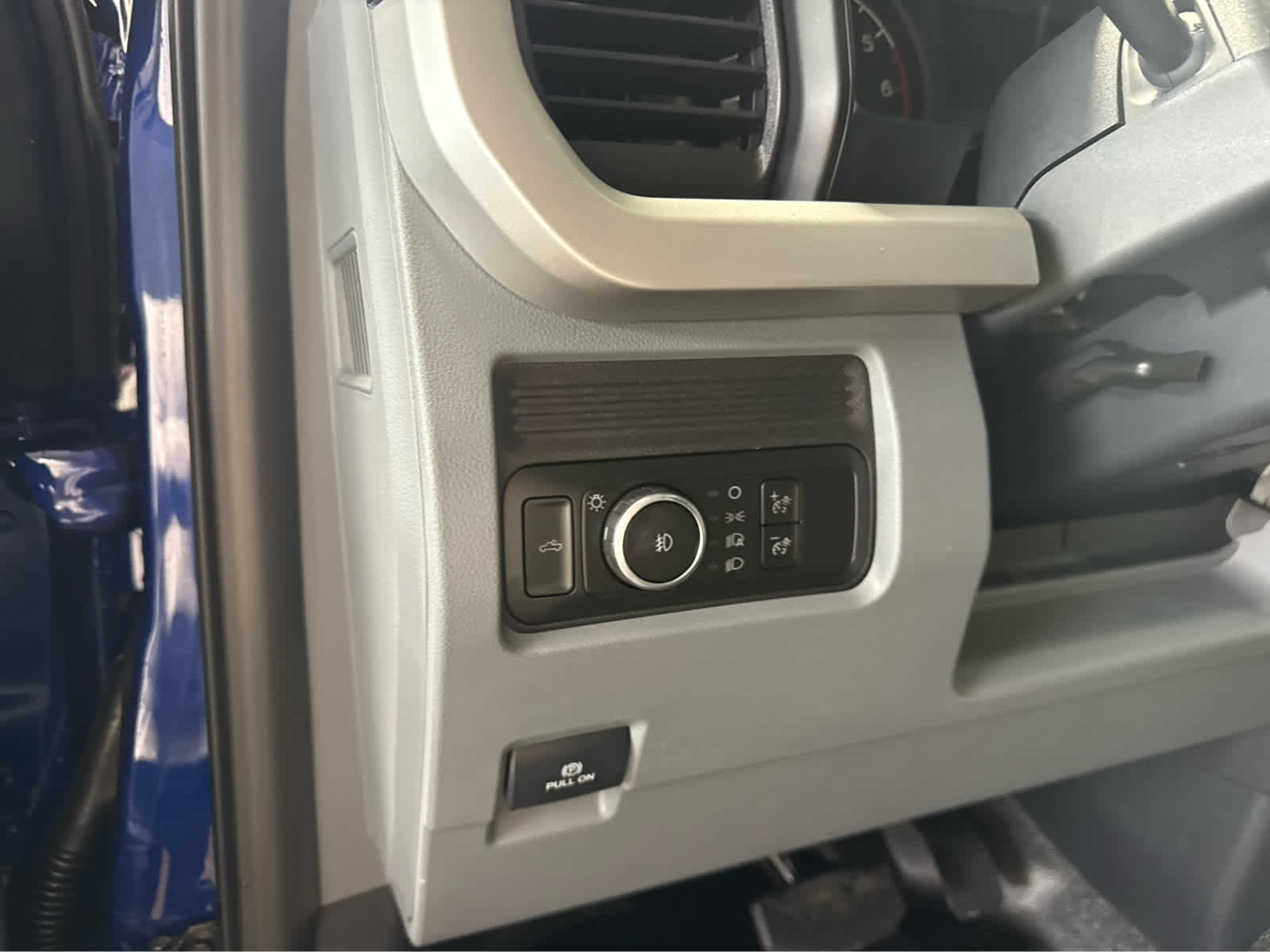 2026 Ford Super Duty F-350 SRW XLT - Argon Blue Metallic exterior view 12