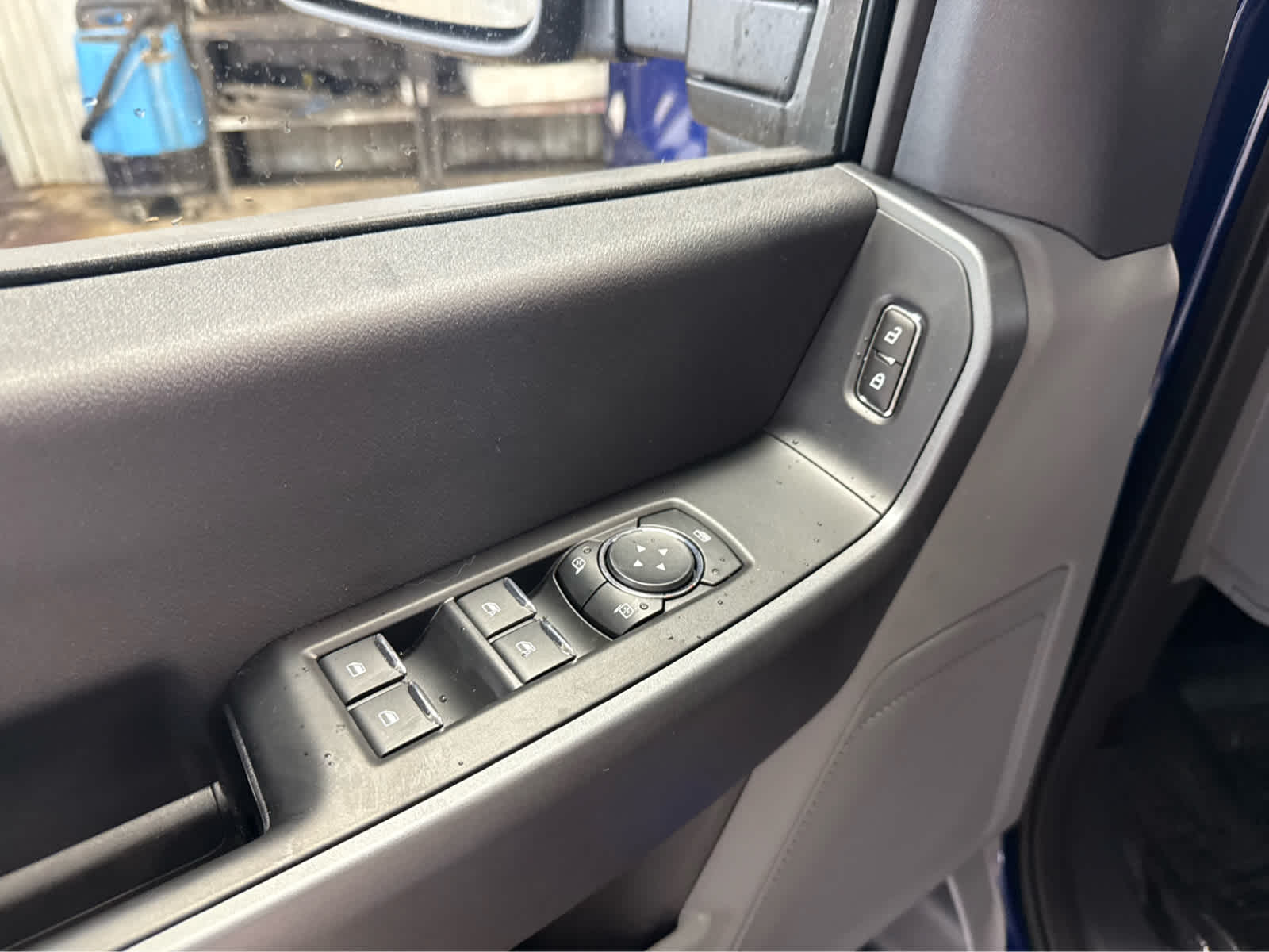 2026 Ford Super Duty F-350 SRW XLT - Argon Blue Metallic exterior view 10