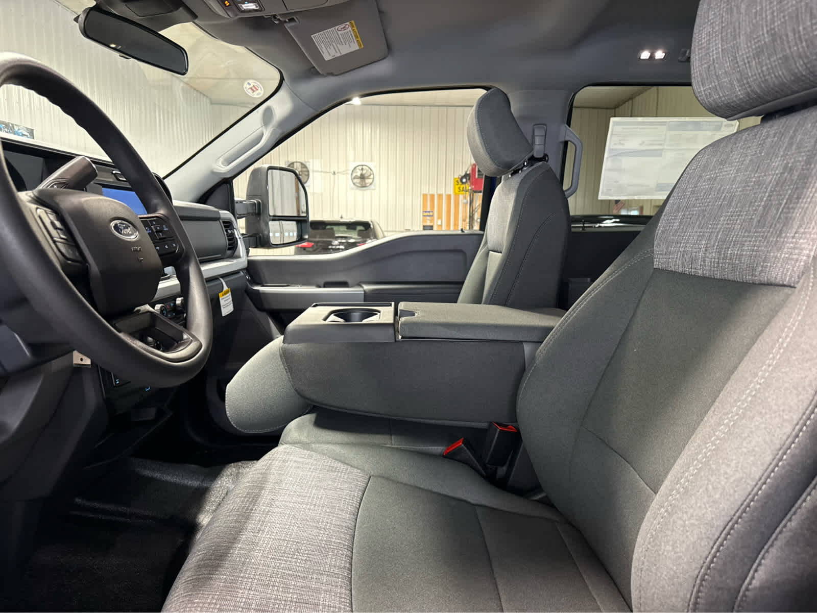 2026 Ford Super Duty F-350 SRW XLT - Argon Blue Metallic exterior view 16