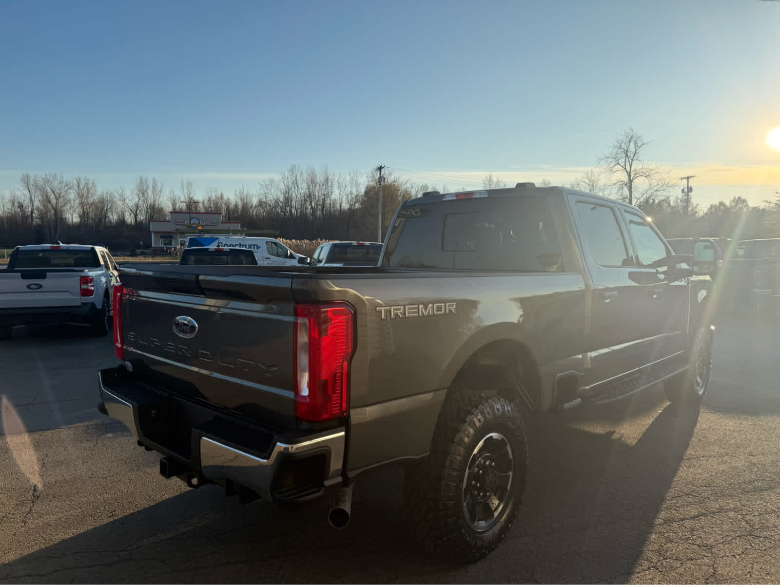 2026 Ford Super Duty F-350 SRW XLT - Carbonized Gray Metallic exterior view 8