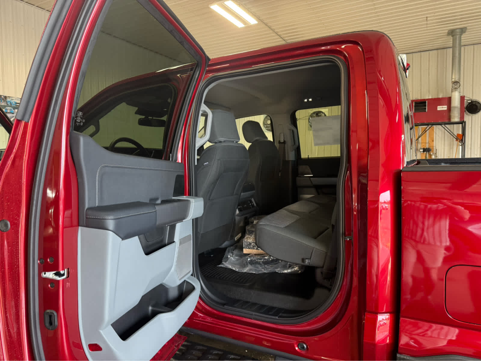 2026 Ford Super Duty F-350 SRW XL - RUBY RED exterior view 20