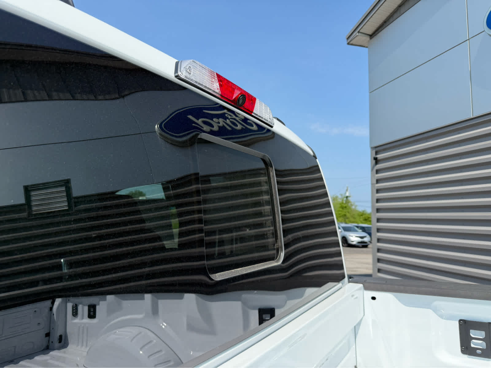 2025 Ford Super Duty F-350 SRW XL - Oxford White exterior view 7