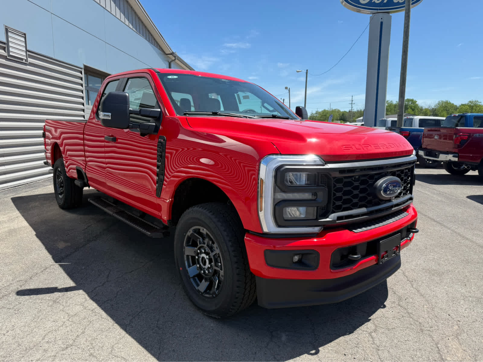 2025 Ford Super Duty F-350 SRW XL - Race Red exterior view 2