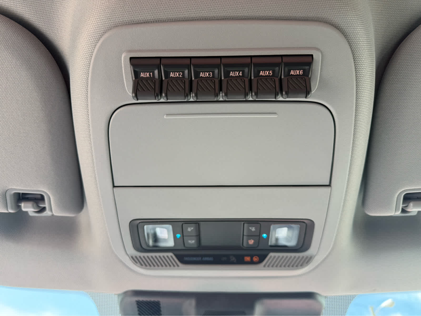 2025 Ford Super Duty F-350 SRW XL - Race Red exterior view 16