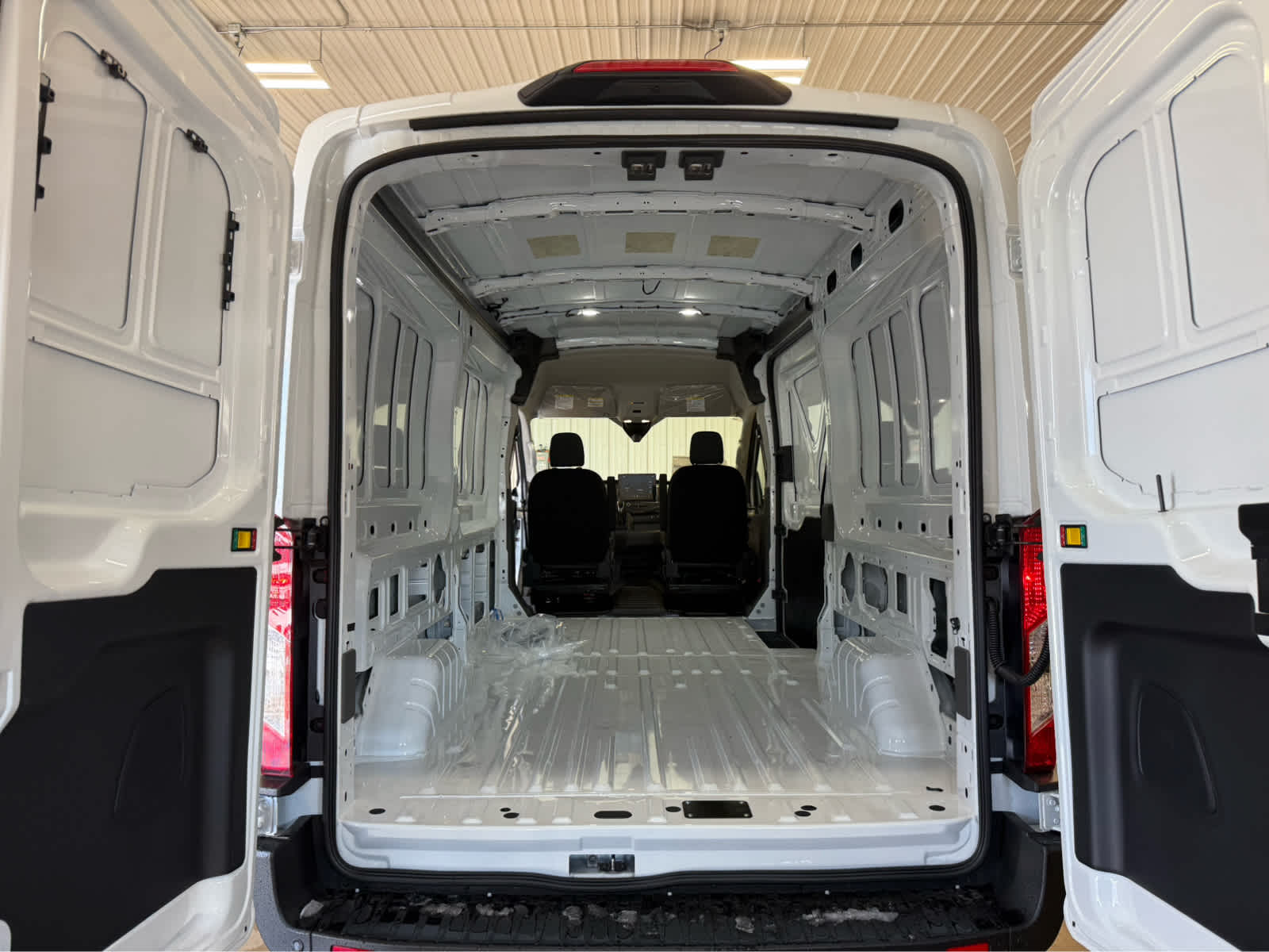 2026 Ford Transit Cargo Van - Oxford White exterior view 16