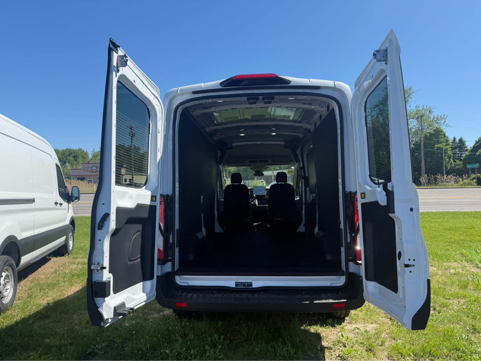 2026 Ford Transit Cargo Van - Oxford White exterior view 15