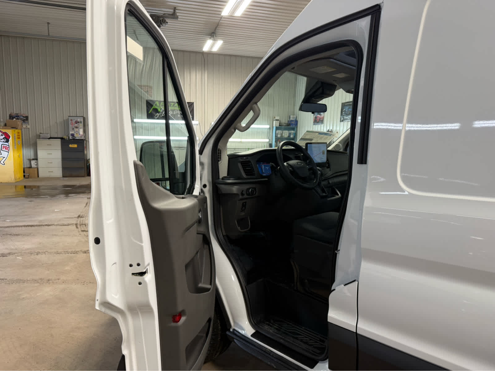 2026 Ford Transit Cargo Van - Oxford White exterior view 6