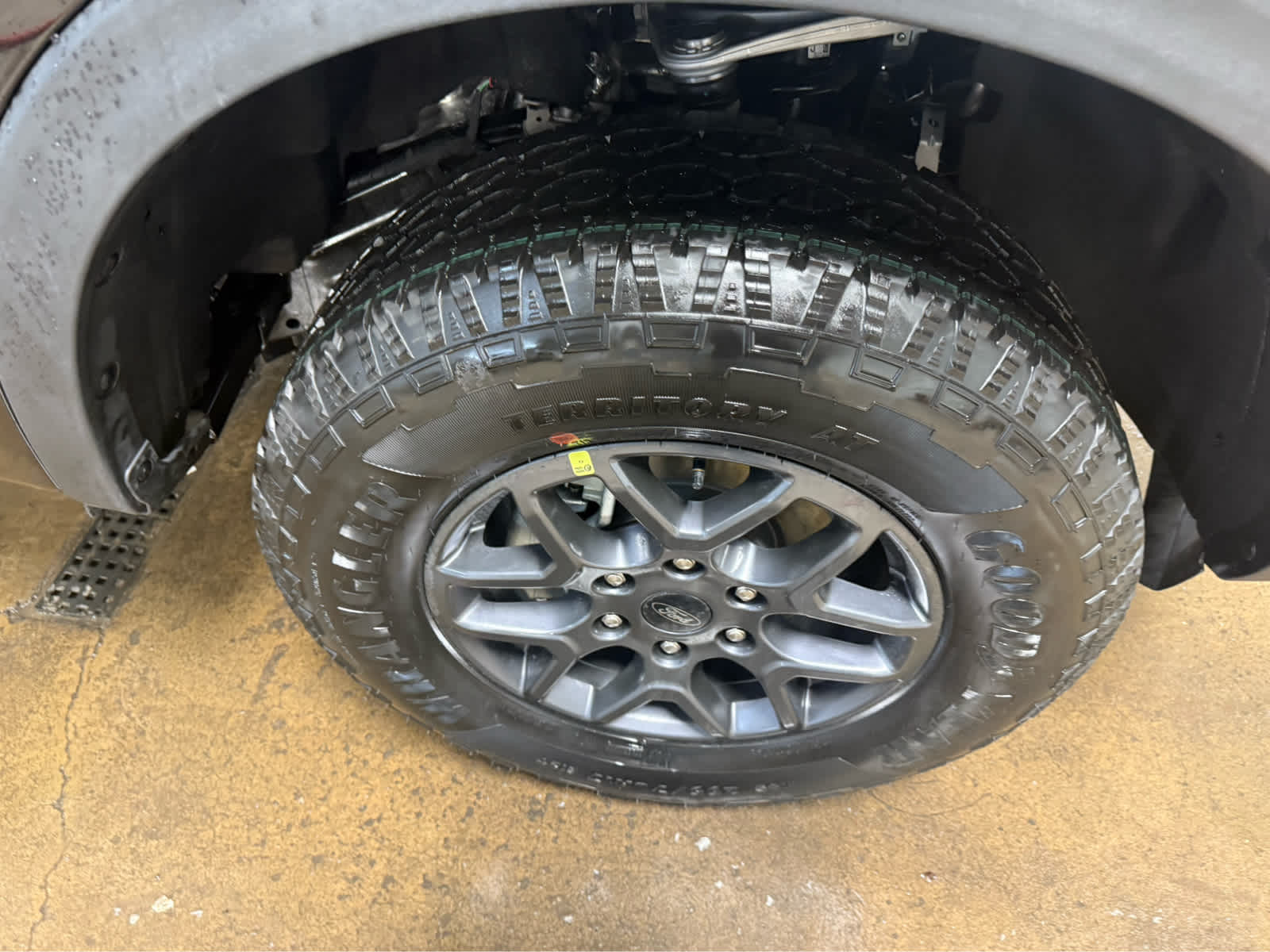 2026 Ford Ranger XLT - Shadow Black exterior view 4