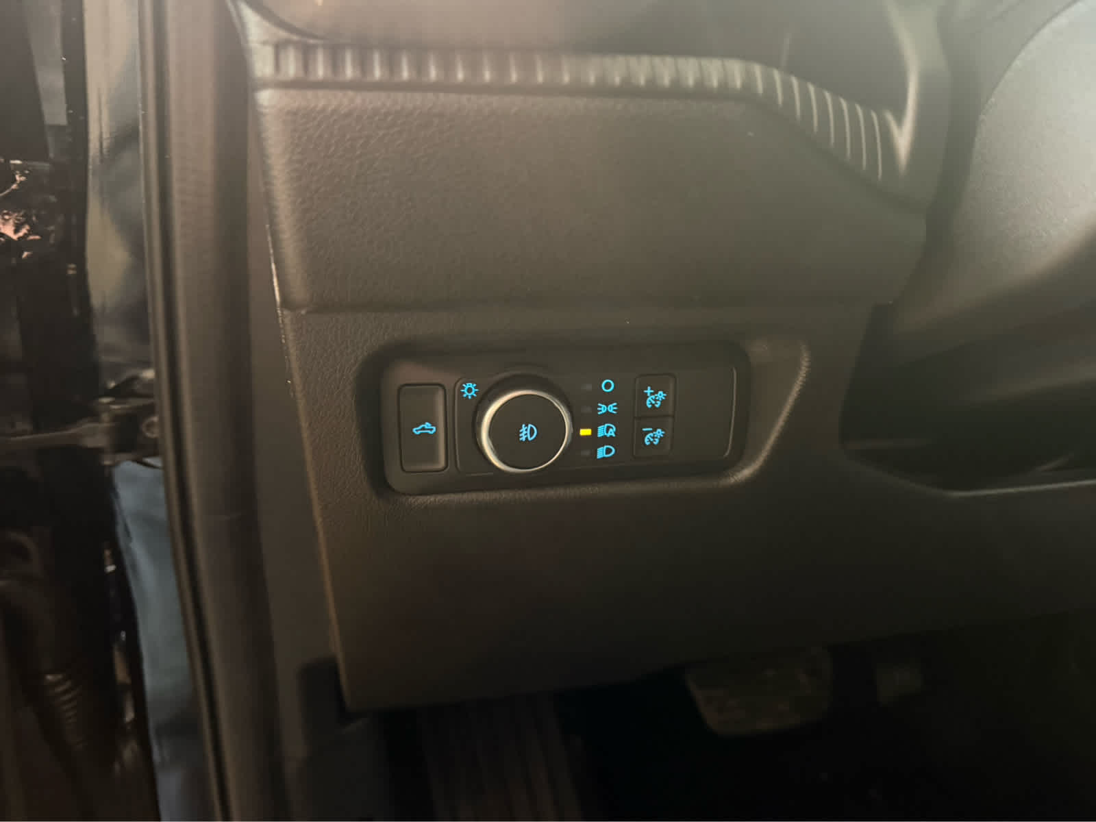 2026 Ford Ranger XLT - Shadow Black exterior view 13