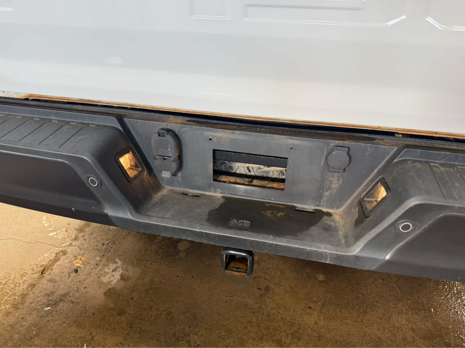 2021 Ford F-150 XL - Oxford White exterior view 9