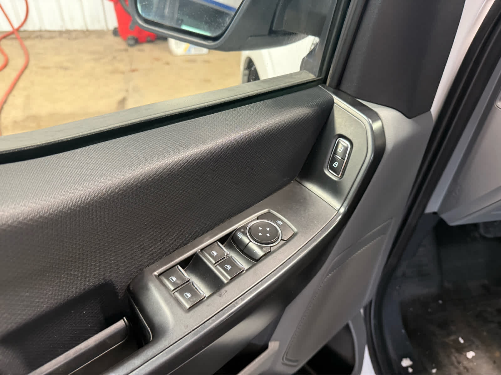 2021 Ford F-150 XL - Oxford White exterior view 11