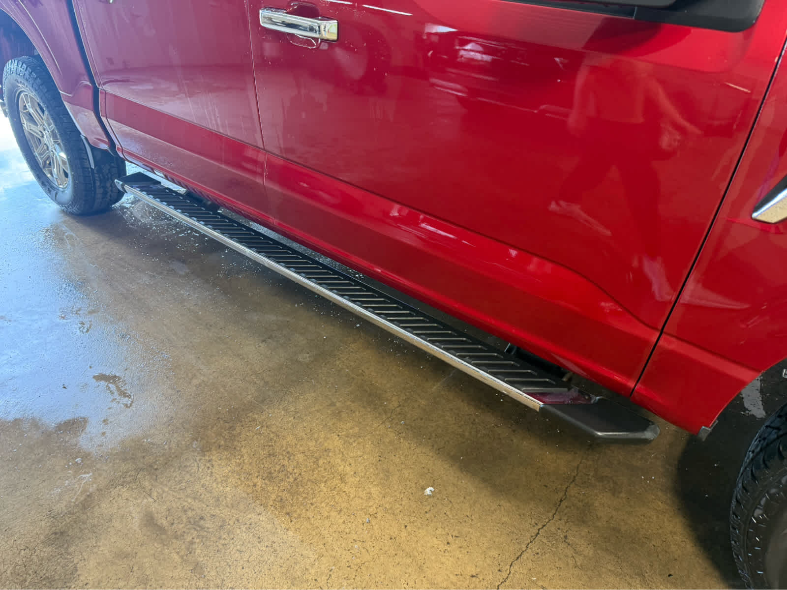 2021 Ford F-150 XLT - Rapid Red Metallic Tinted Clearcoat exterior view 5