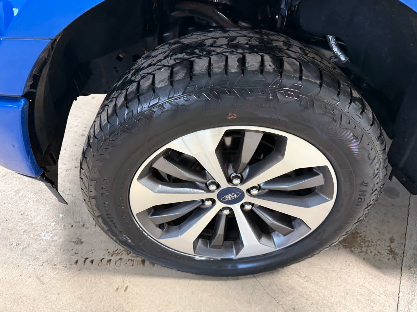 2019 Ford F-150 XL - Velocity Blue Metallic exterior view 4