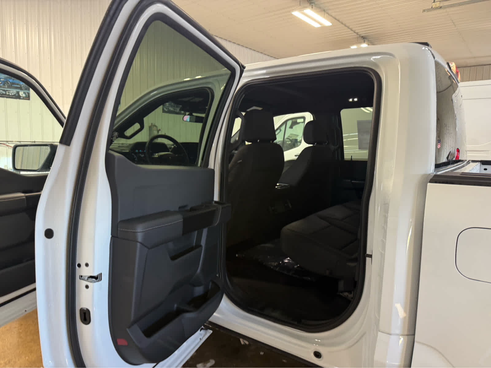 2026 Ford F-150 STX - Oxford White exterior view 13