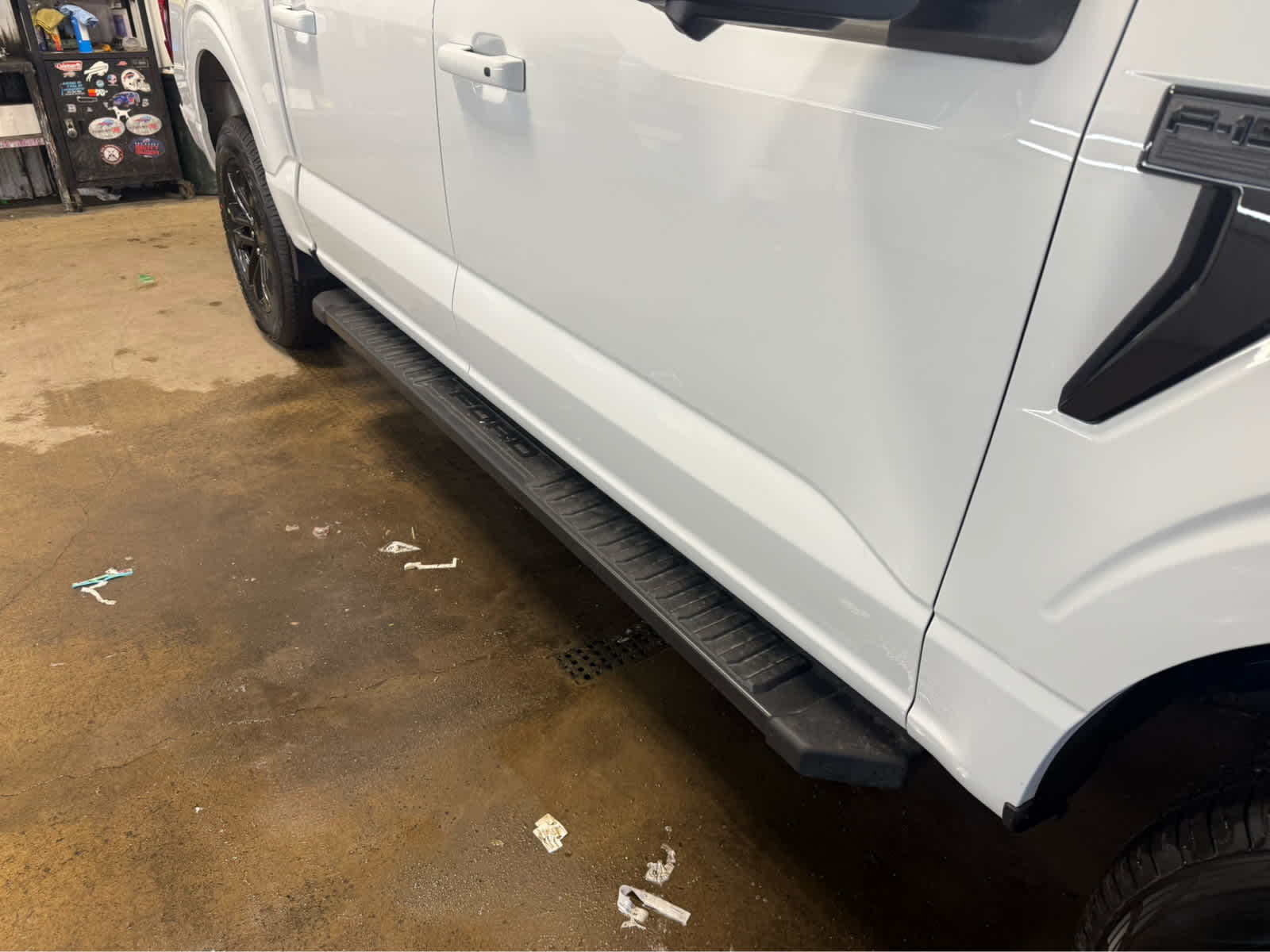 2026 Ford F-150 XLT - Oxford White exterior view 5