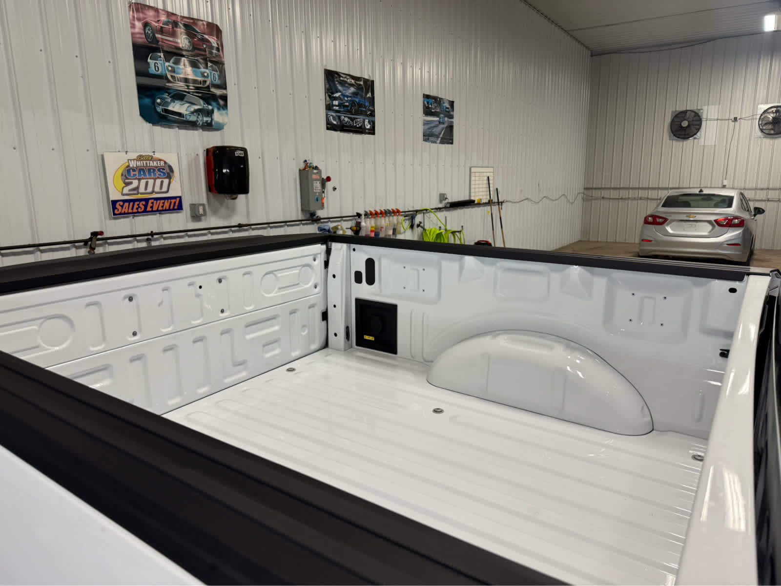 2026 Ford F-150 XLT - Oxford White exterior view 6