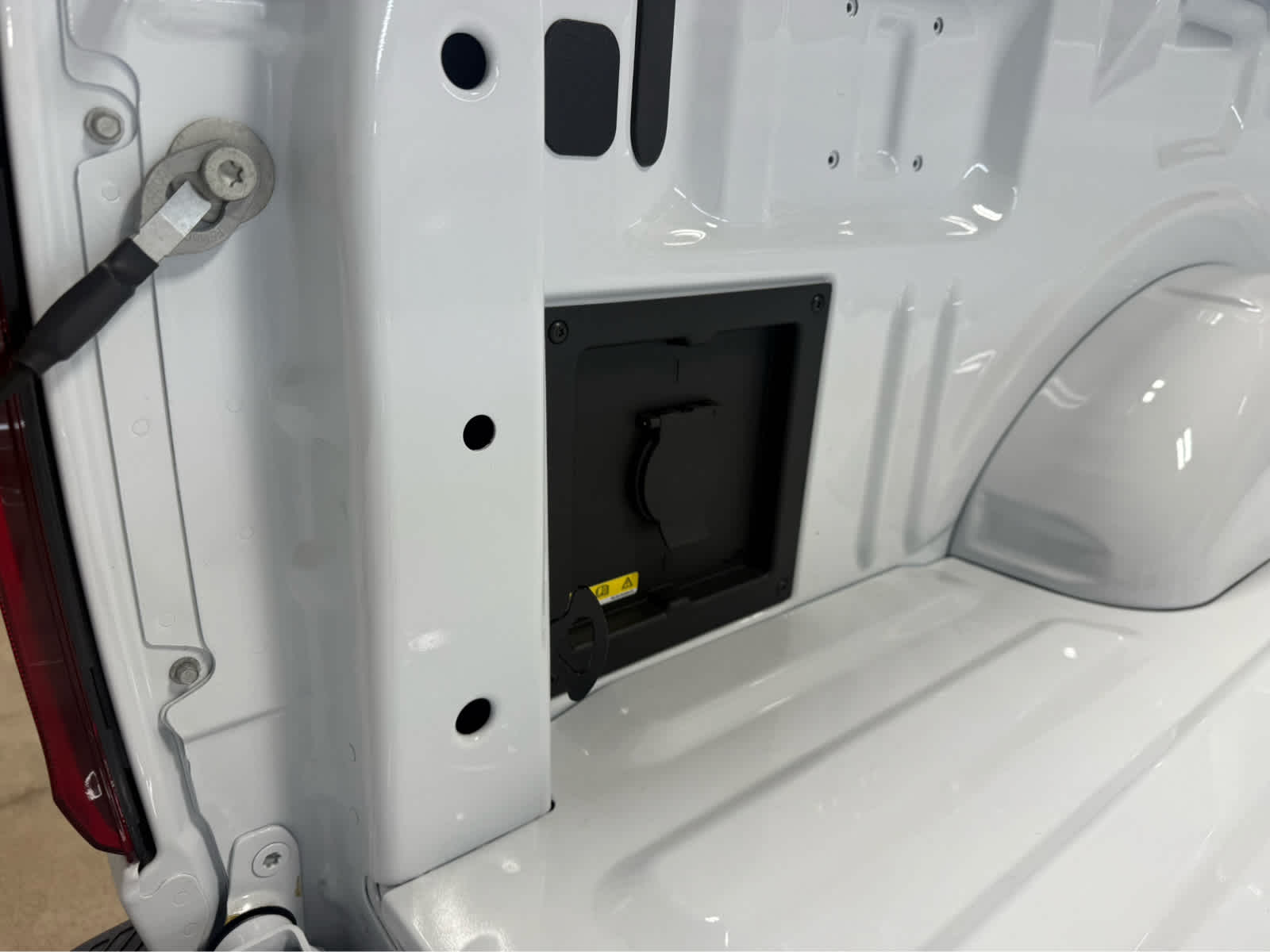 2026 Ford F-150 XLT - Oxford White exterior view 10