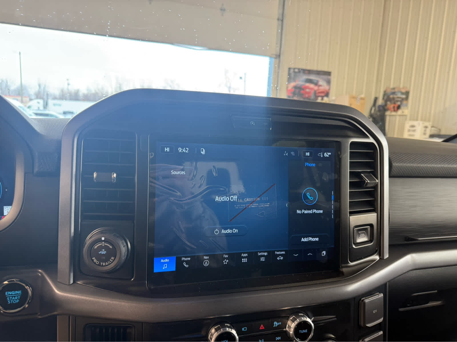 2026 Ford F-150 XLT - Oxford White exterior view 18