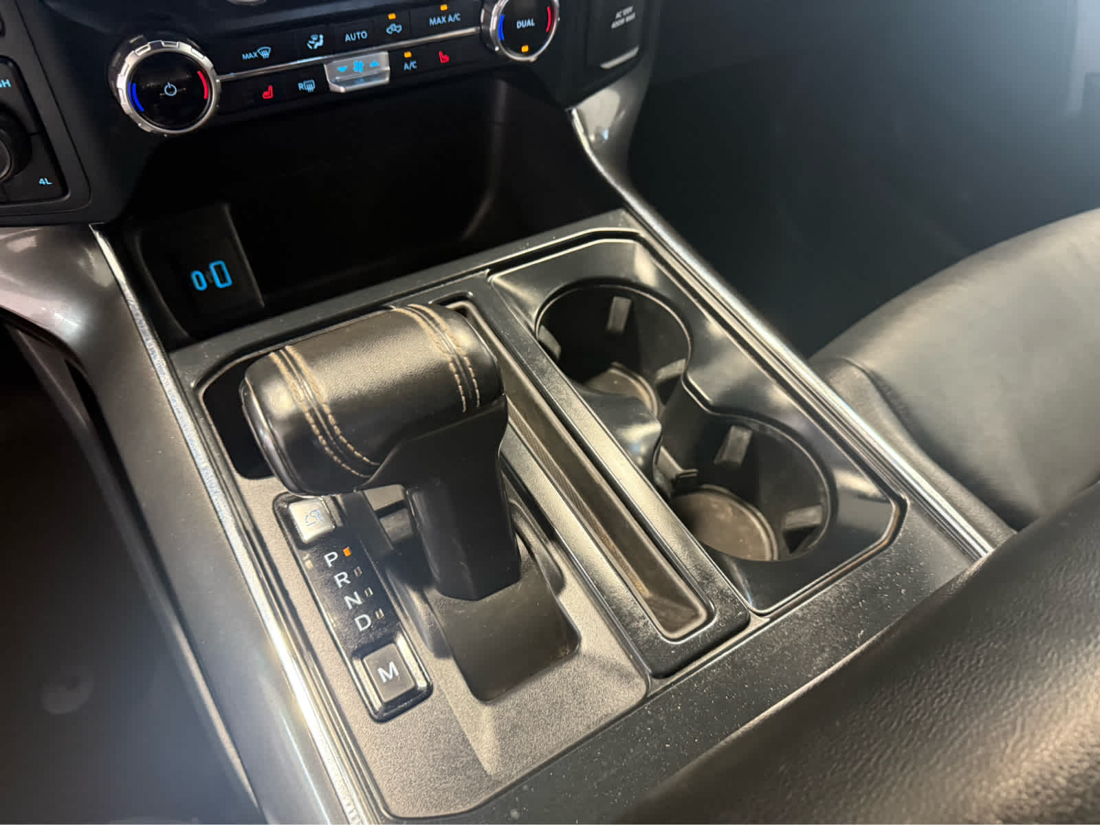 2023 Ford F-150 XLT - Agate Black Metallic exterior view 20