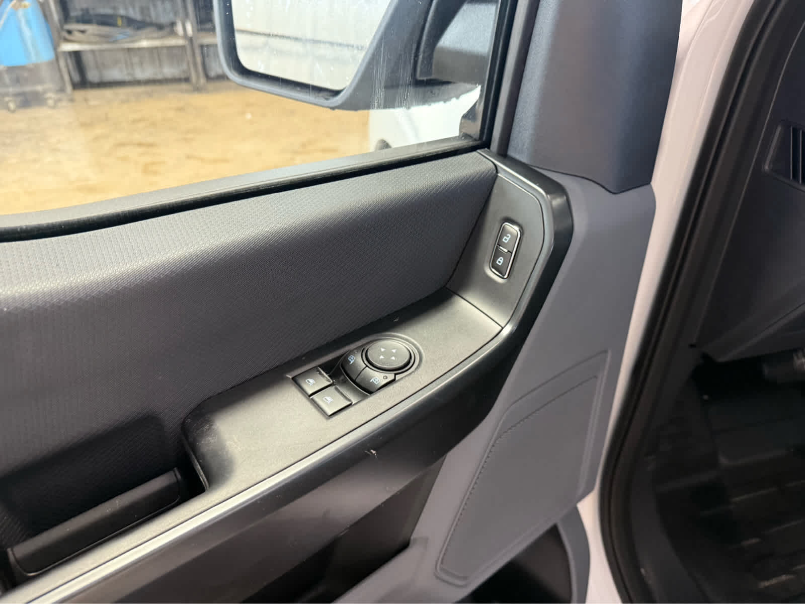 2026 Ford F-150 XL - Oxford White exterior view 10