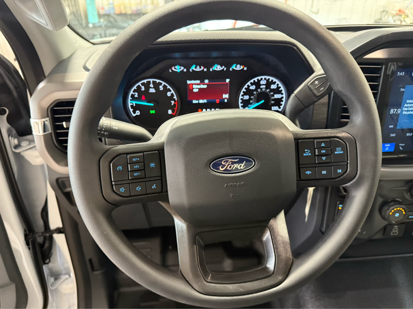 2026 Ford F-150 XL - Oxford White exterior view 11