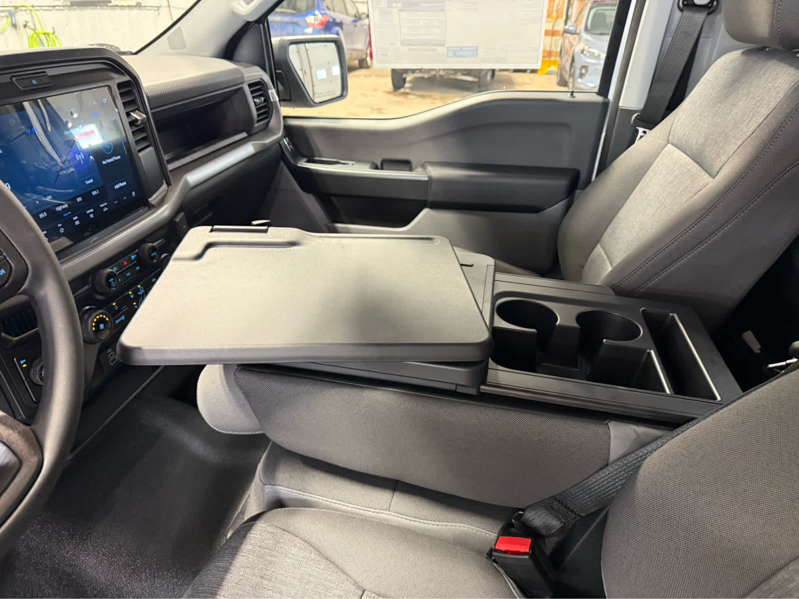 2026 Ford F-150 XL - Oxford White exterior view 16