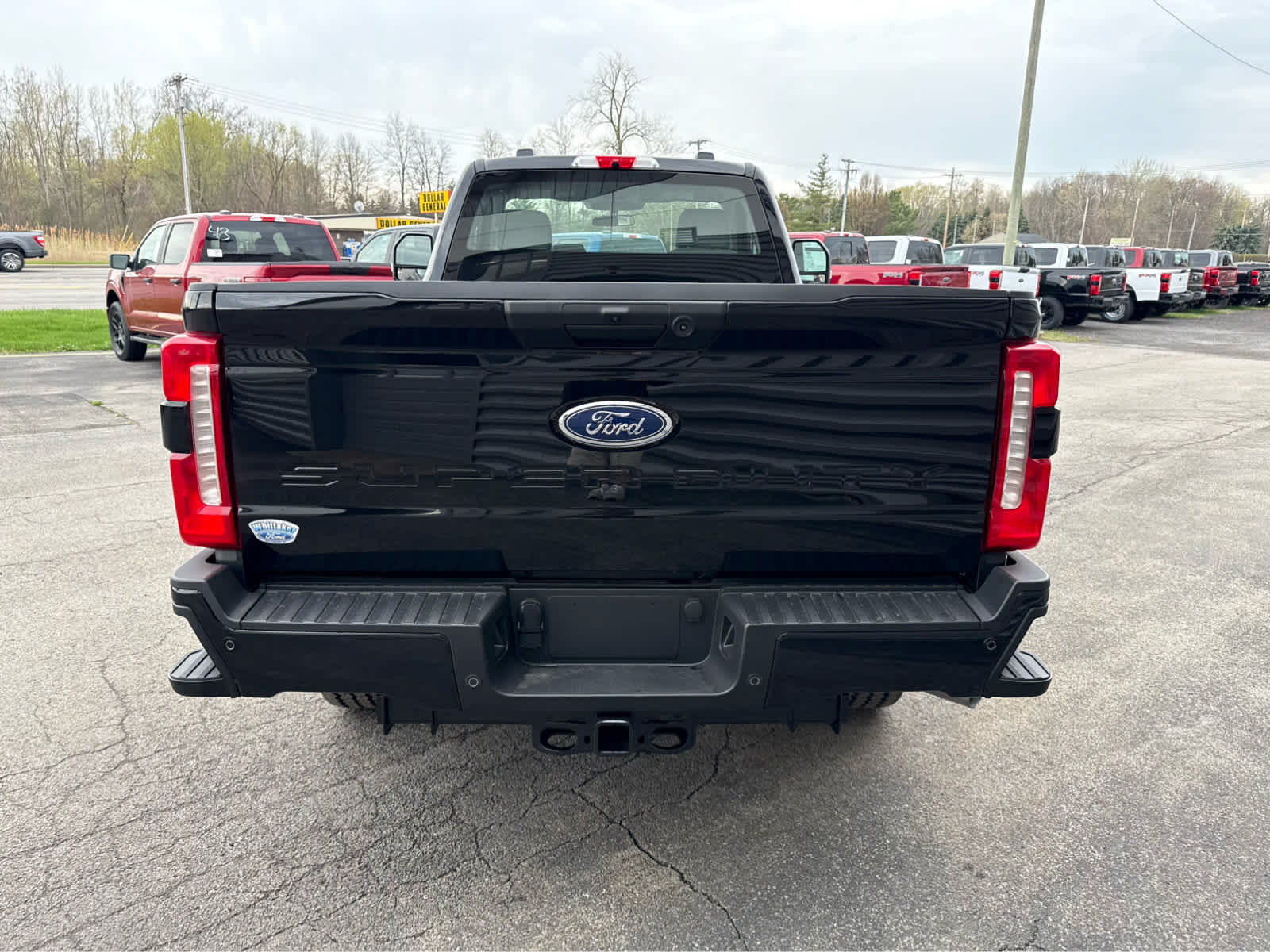 2025 Ford Super Duty F-350 SRW XL - Agate Black Metallic exterior view 9