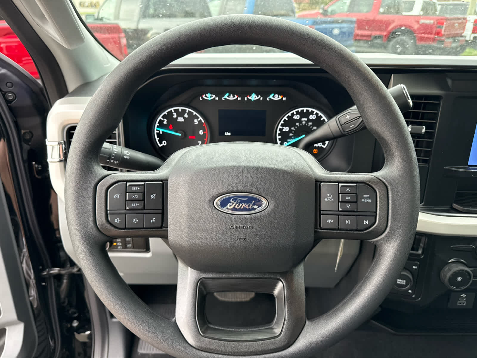 2025 Ford Super Duty F-350 SRW XL - Agate Black Metallic exterior view 15