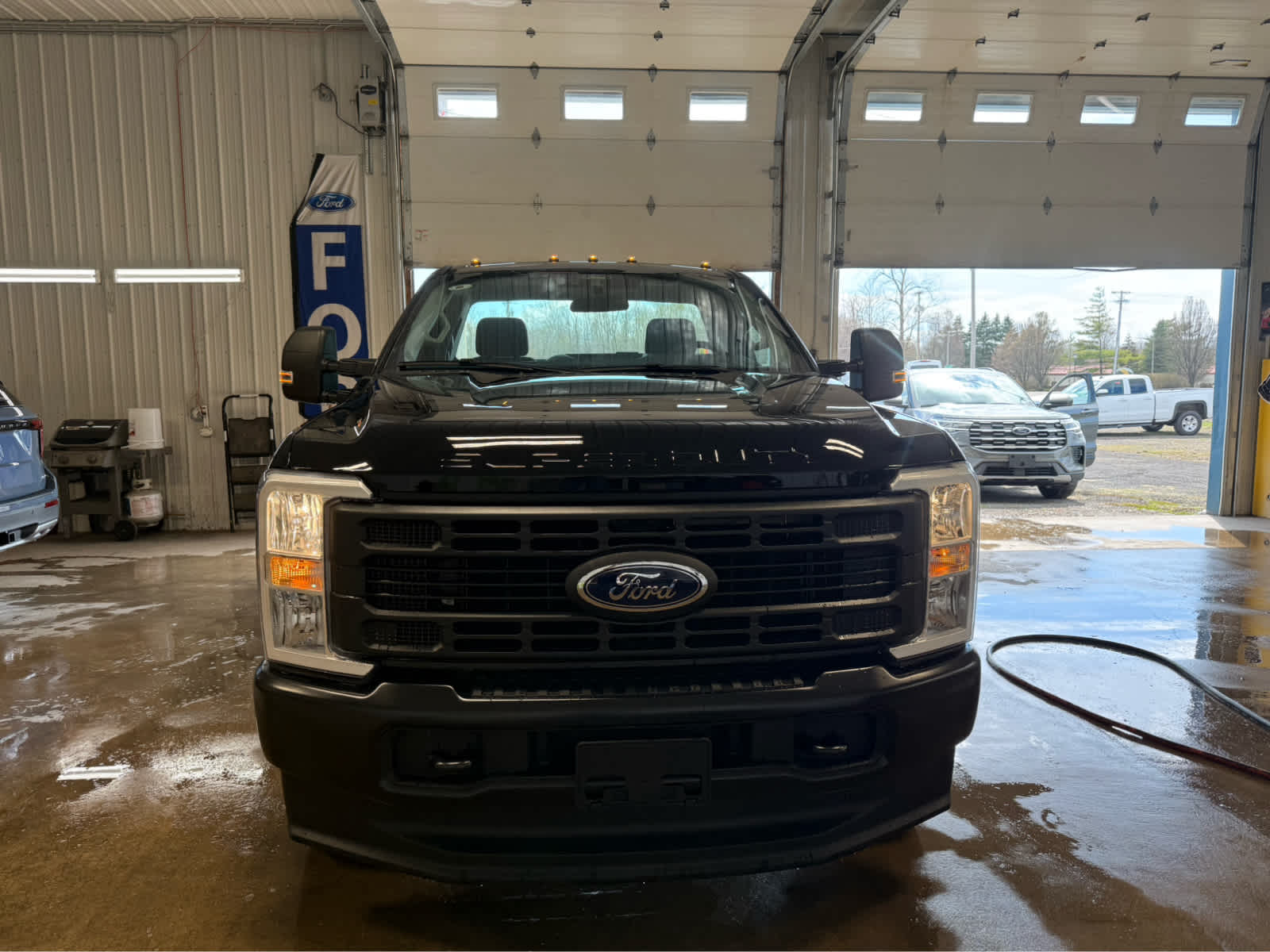 2026 Ford Super Duty F-350 DRW XL - AGATE BLACK exterior view 3