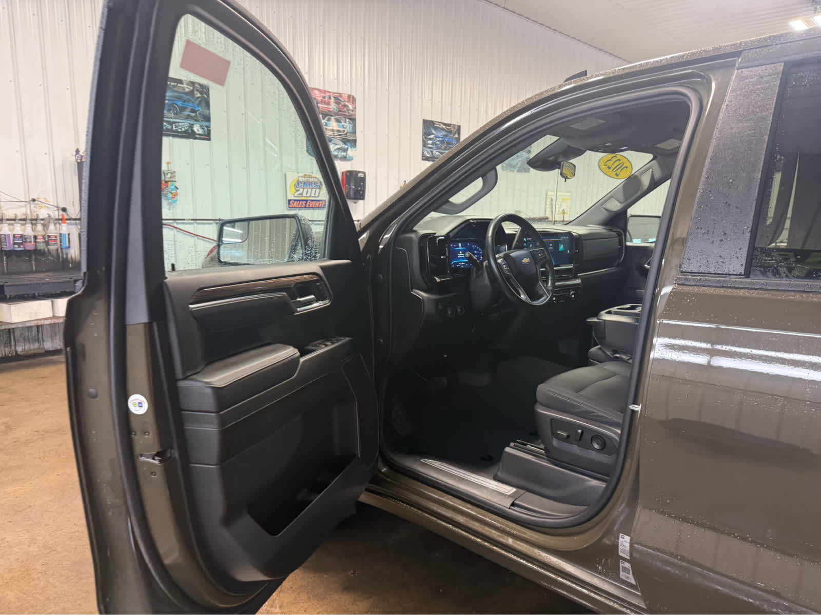 2023 Chevrolet Silverado 1500 LT - Harvest Bronze Metallic exterior view 9