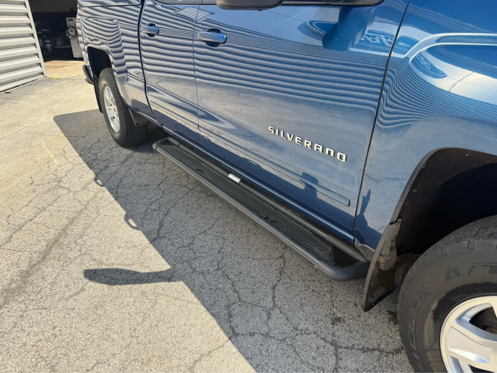 2015 Chevrolet Silverado 1500 LT - Deep Ocean Blue Metallic exterior view 5