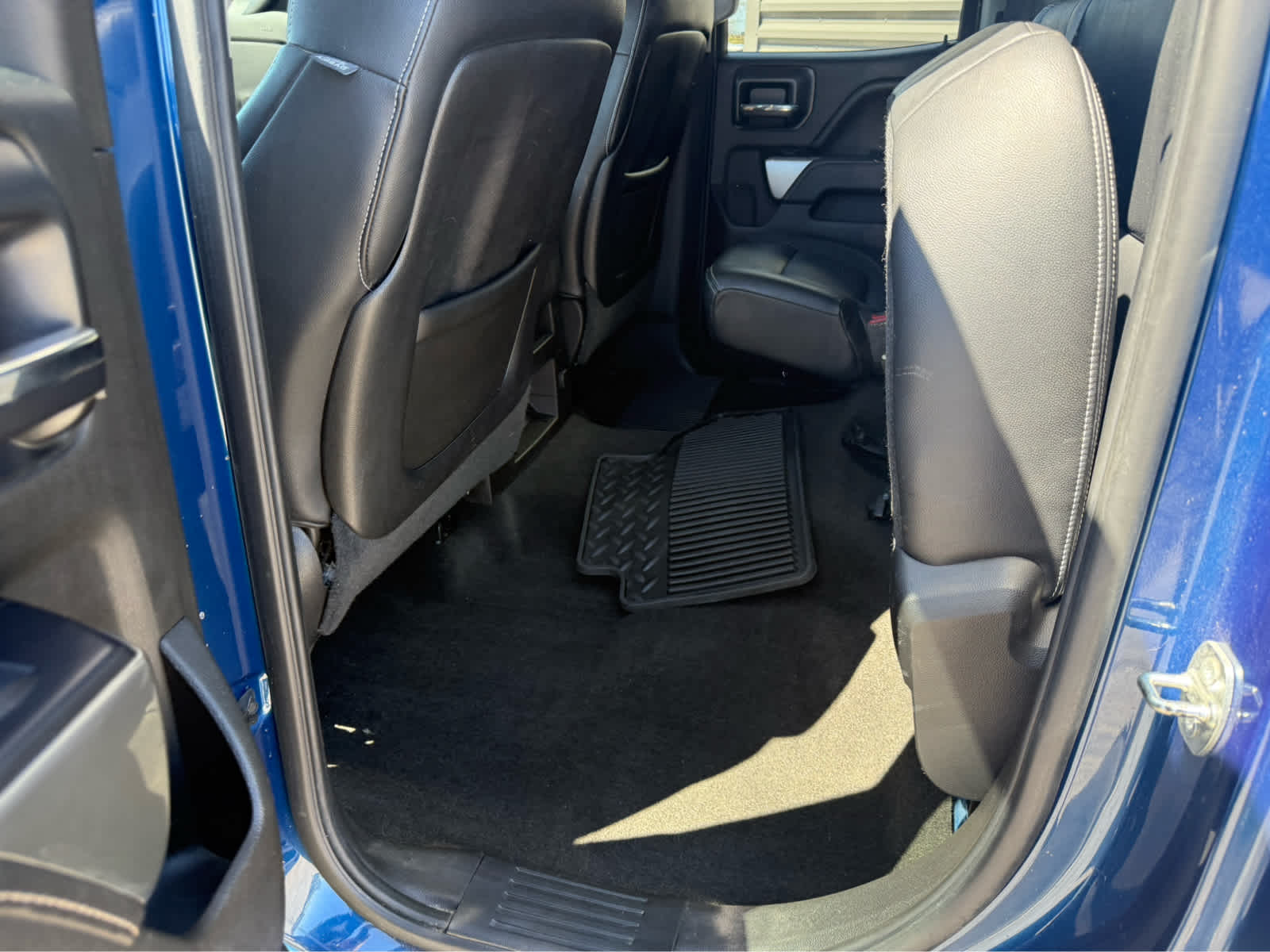 2015 Chevrolet Silverado 1500 LT - Deep Ocean Blue Metallic exterior view 19