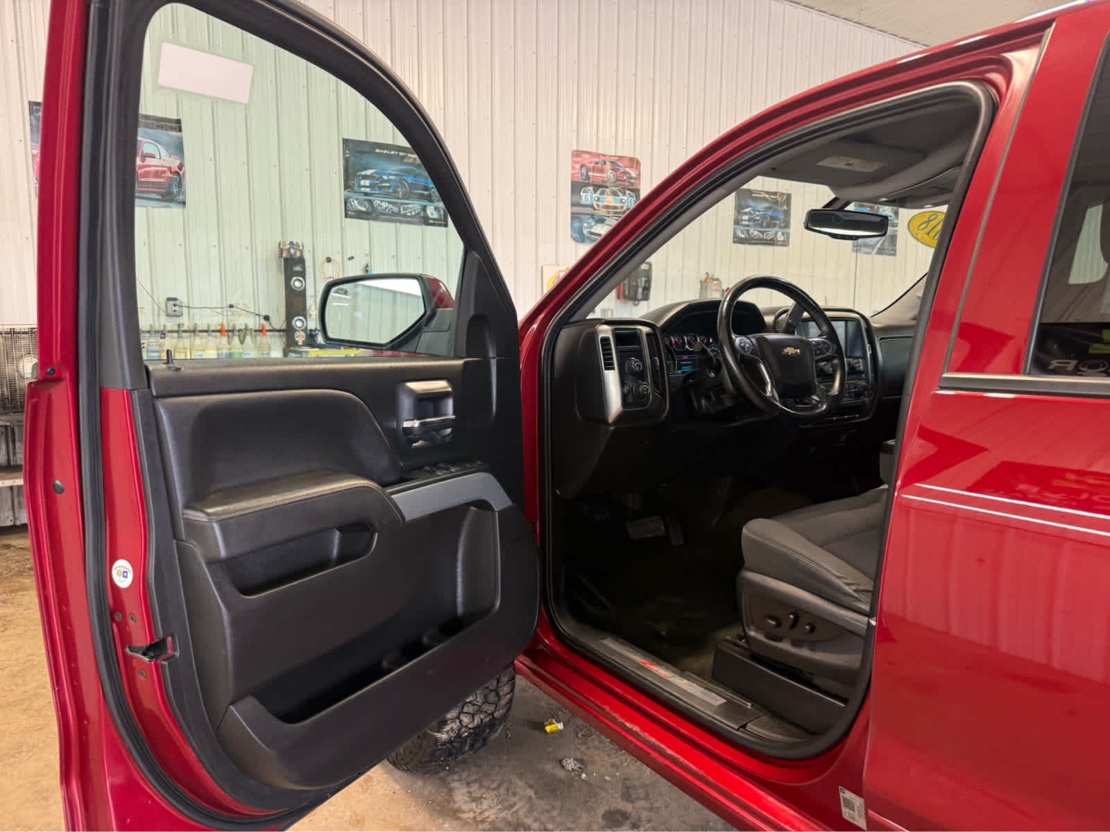 2018 Chevrolet Silverado 1500 LT - Cajun Red Tintcoat exterior view 8