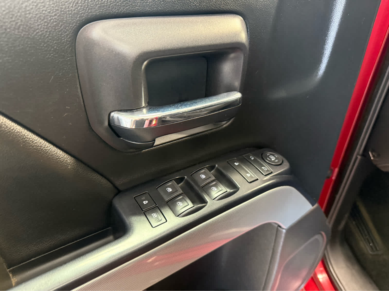 2018 Chevrolet Silverado 1500 LT - Cajun Red Tintcoat exterior view 9