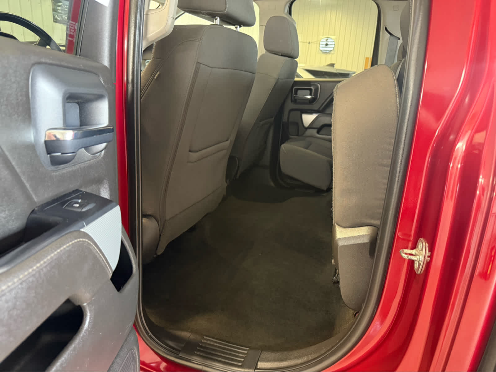 2018 Chevrolet Silverado 1500 LT - Cajun Red Tintcoat exterior view 16