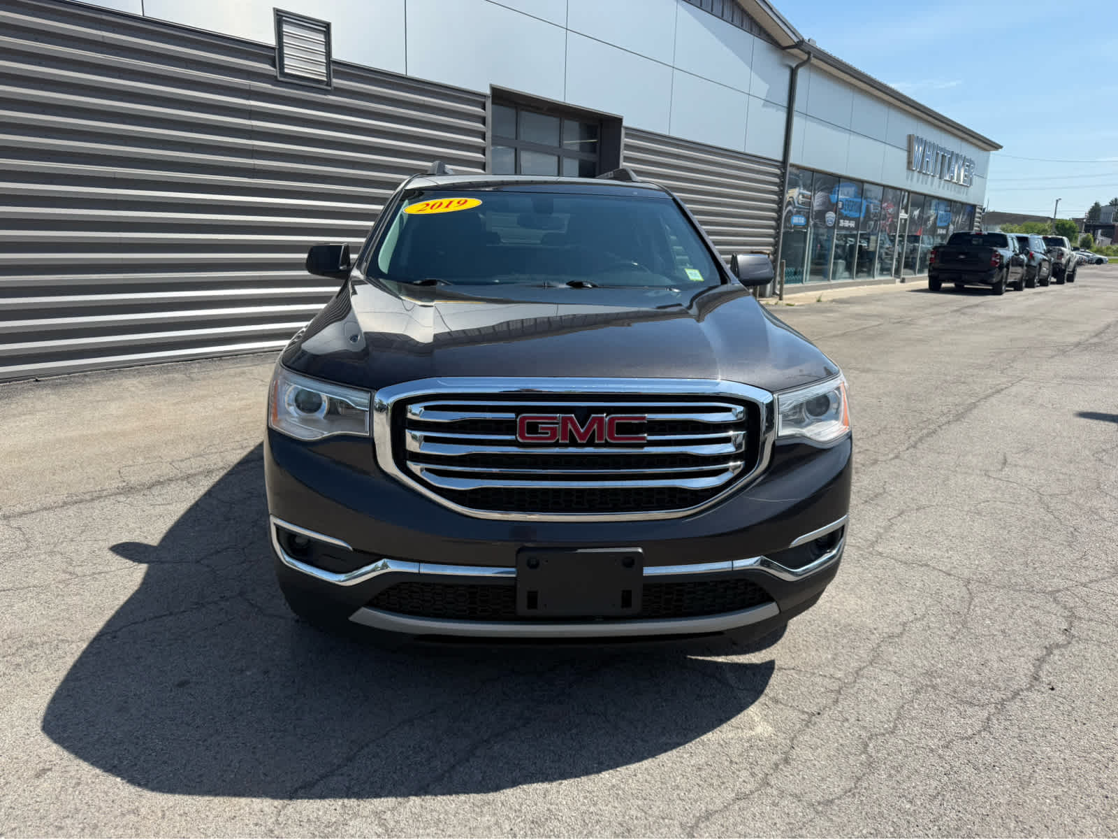 2019 GMC Acadia SLE - GRAY exterior view 3