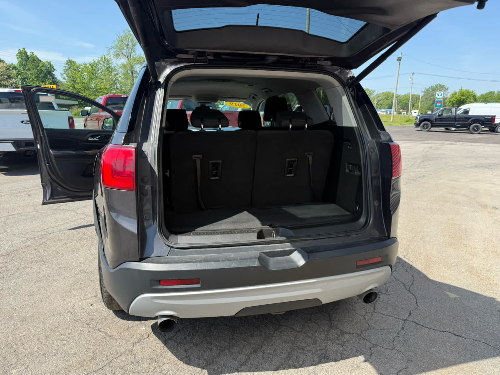 2019 GMC Acadia SLE - GRAY exterior view 19