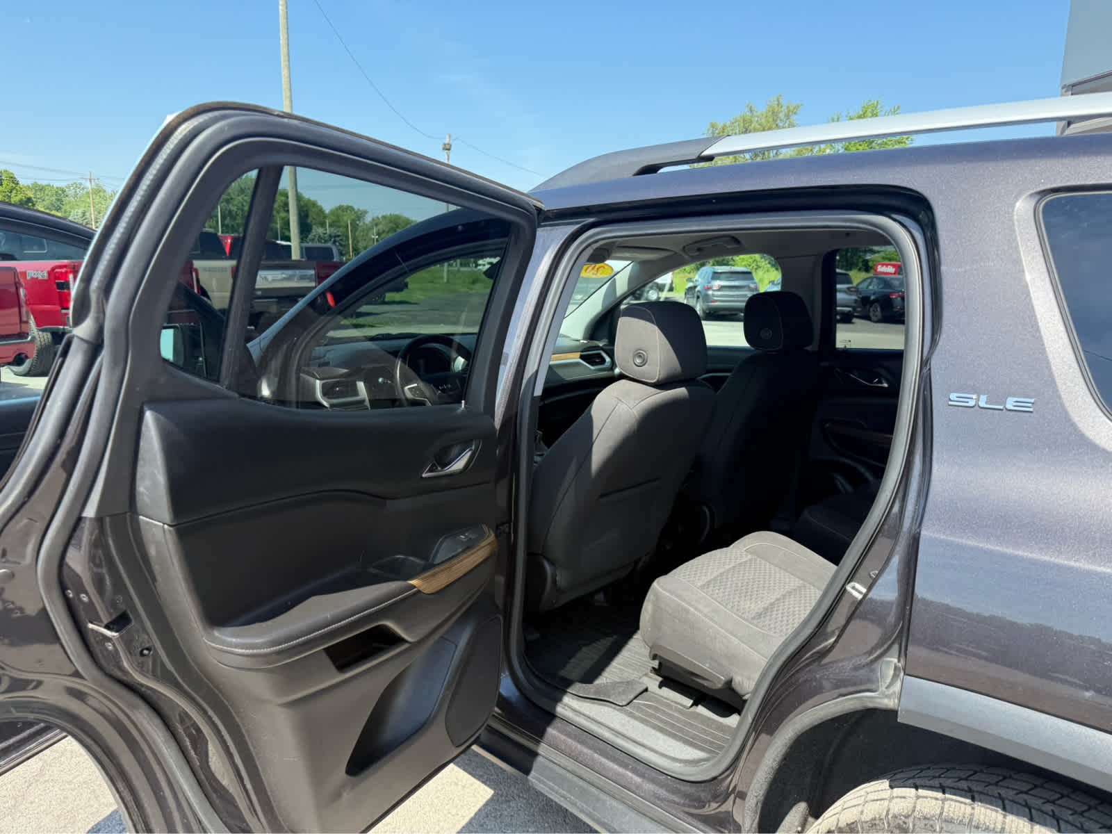 2019 GMC Acadia SLE - GRAY exterior view 16