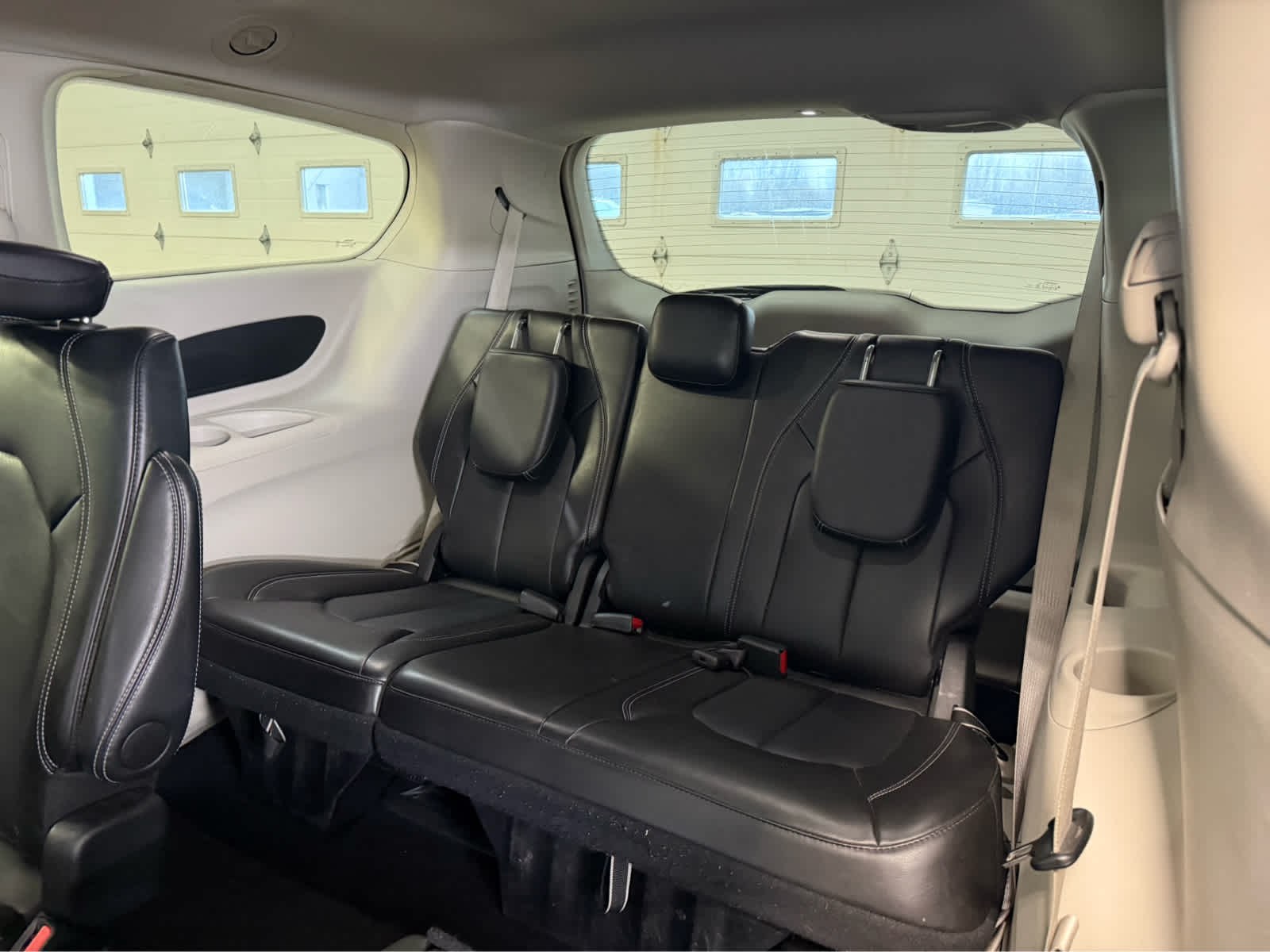 2024 Chrysler Pacifica Touring L - Bright White Clearcoat exterior view 16