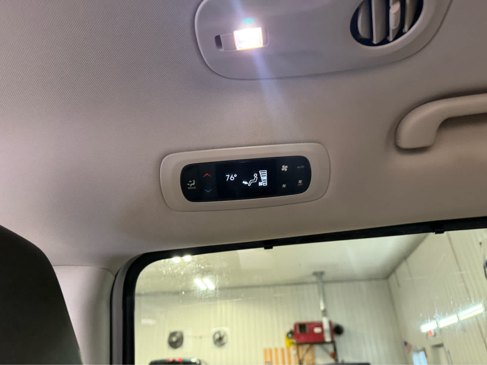 2024 Chrysler Pacifica Touring L - Bright White Clearcoat exterior view 15