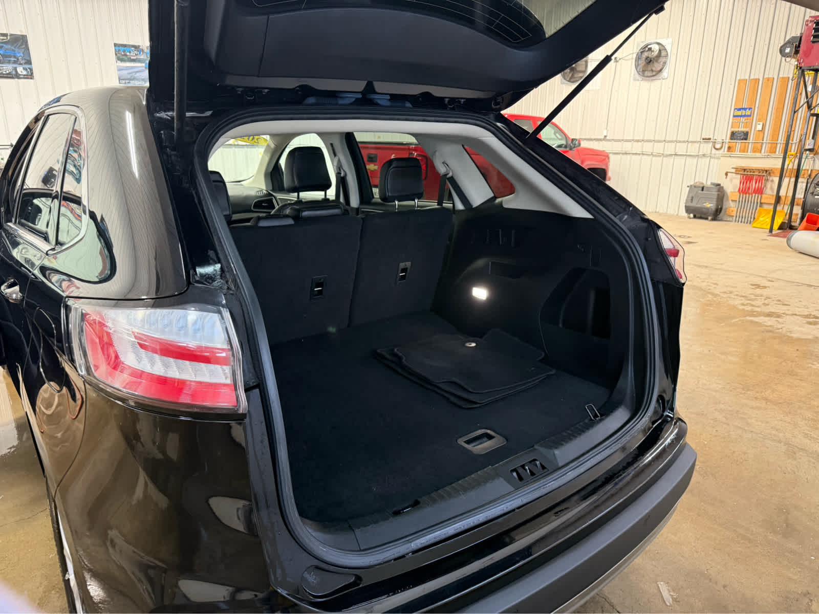 2023 Ford Edge SEL - Agate Black Metallic exterior view 17