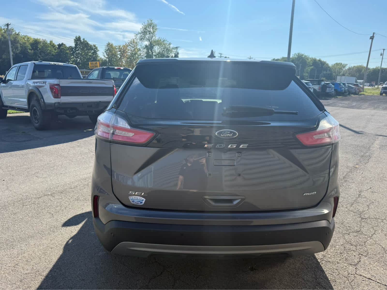 2023 Ford Edge SEL - Carbonized Gray Metallic exterior view 5