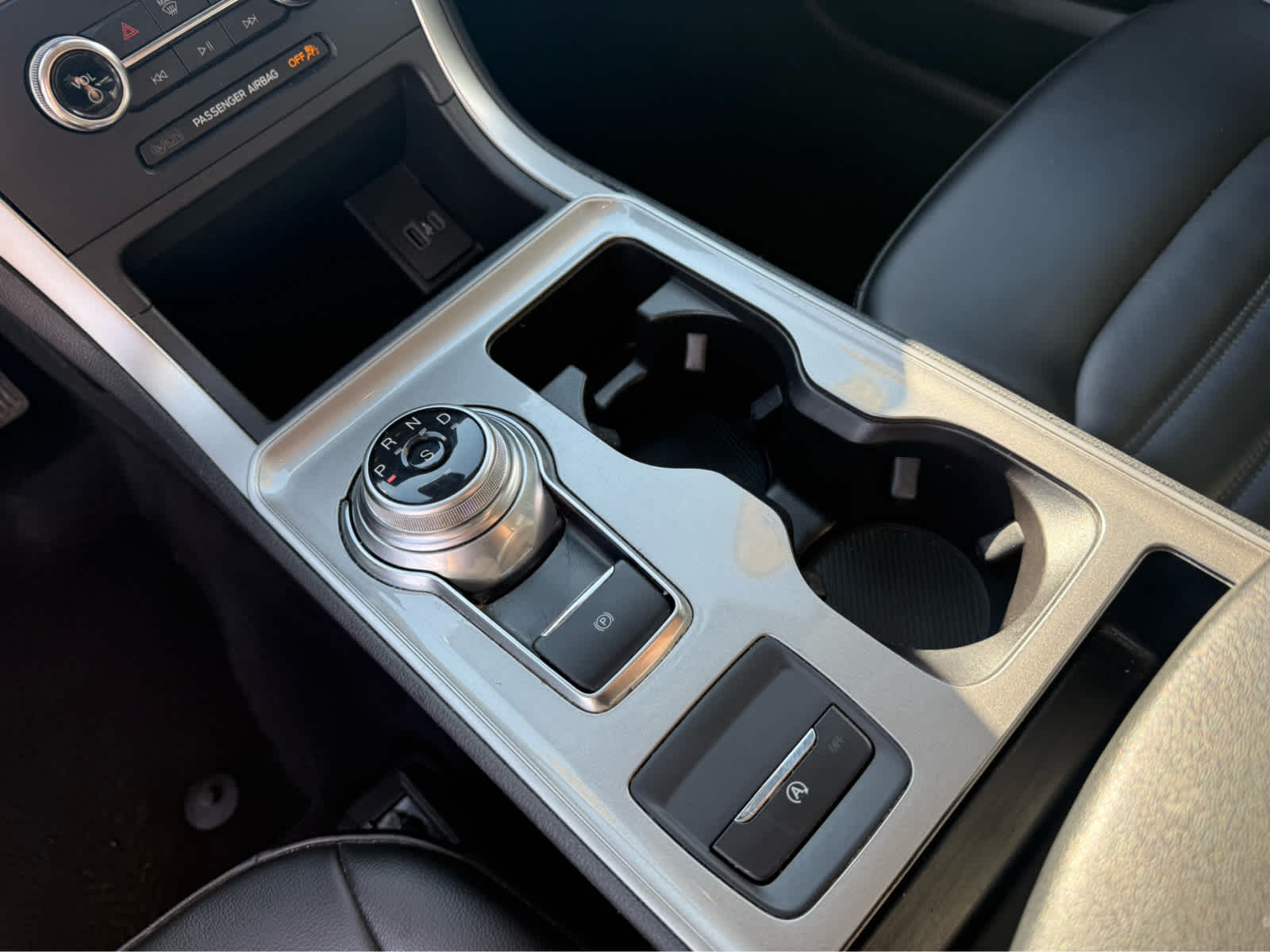 2023 Ford Edge SEL - Carbonized Gray Metallic exterior view 14